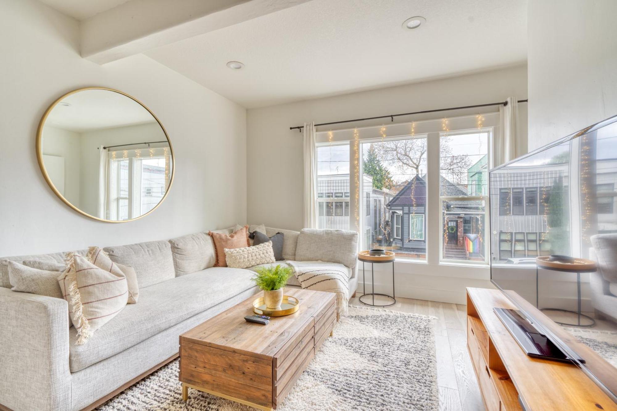 Stay Portland - Perfect Portland Farmhouse Loft - Breweries & Bars エクステリア 写真