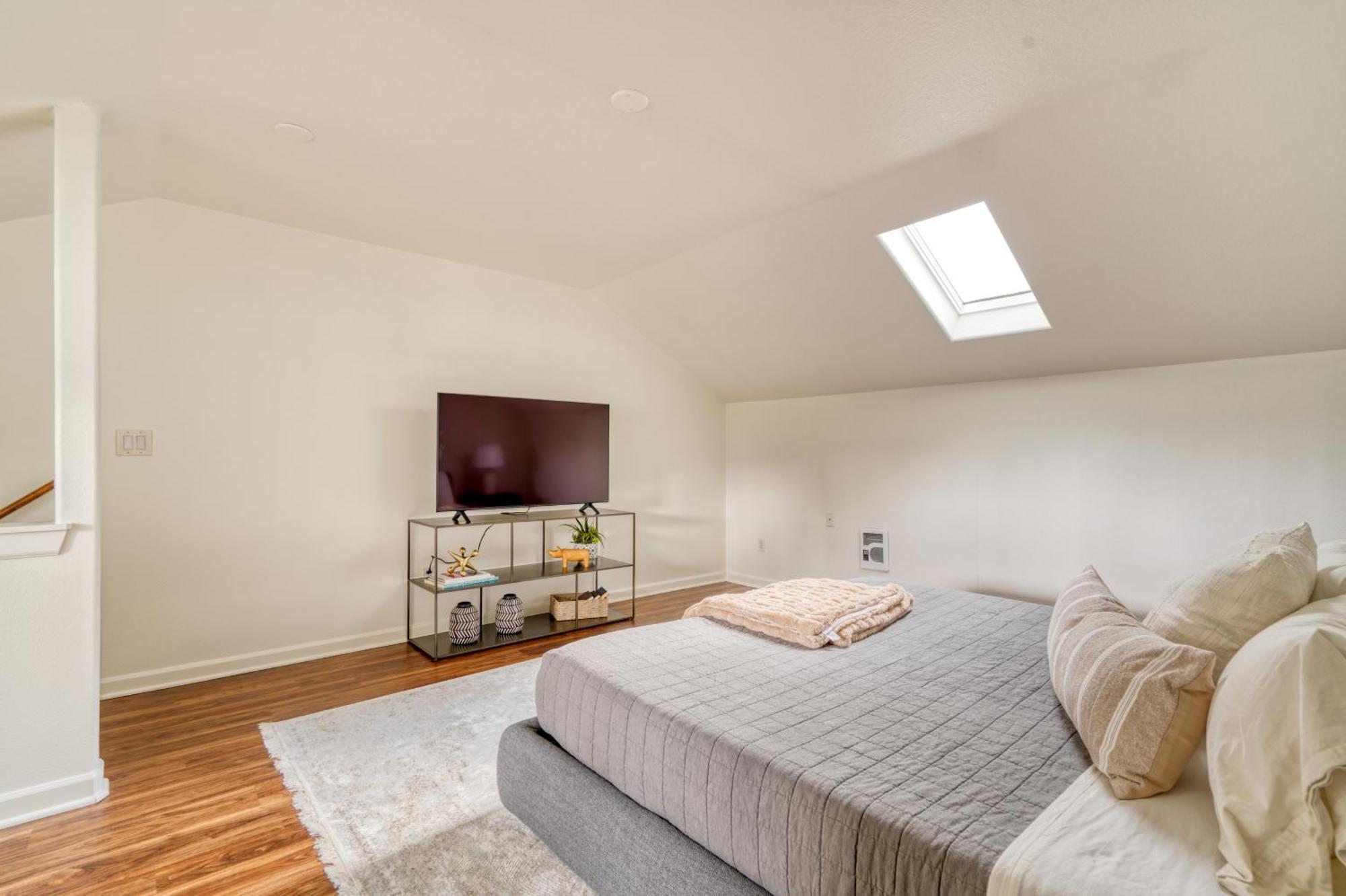 Stay Portland - Perfect Portland Farmhouse Loft - Breweries & Bars エクステリア 写真