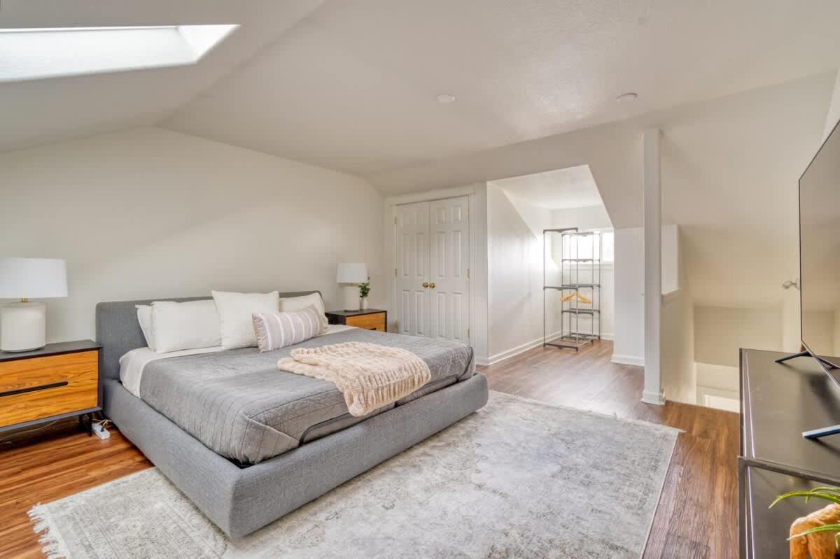 Stay Portland - Perfect Portland Farmhouse Loft - Breweries & Bars エクステリア 写真